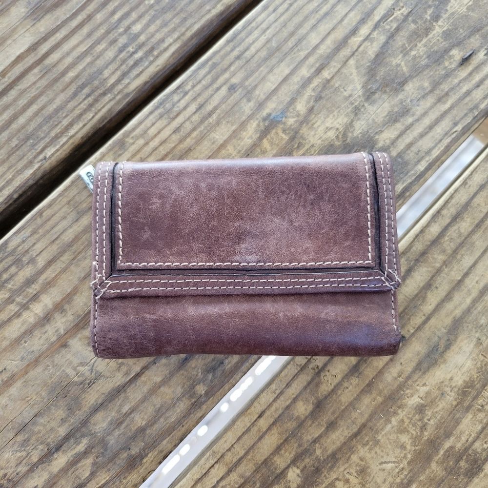 Vintage Fossil brown leather wallet